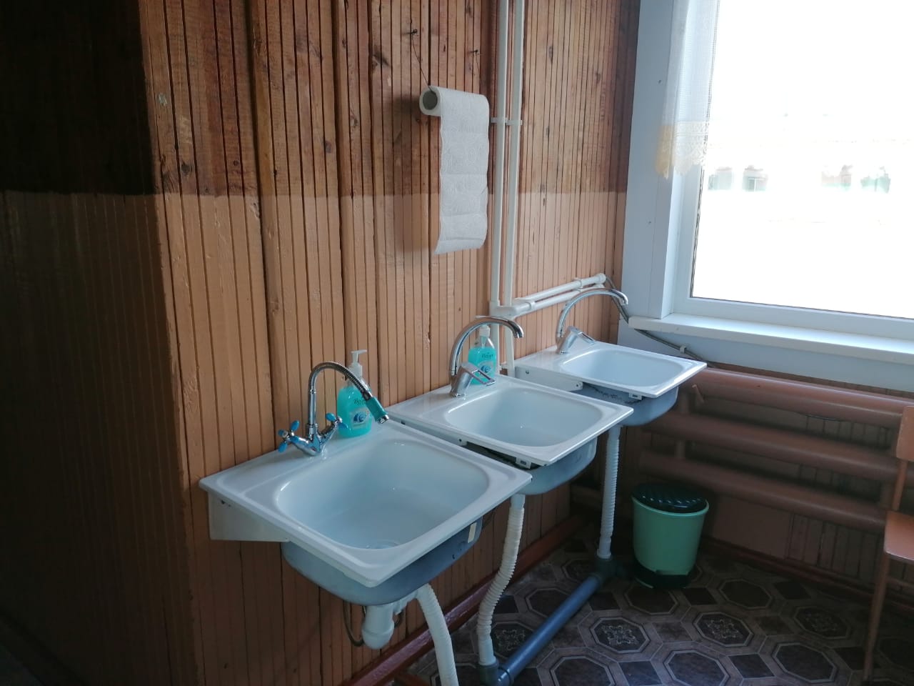 Изображения столовой.
